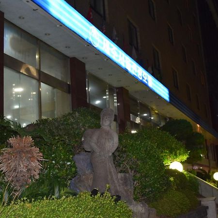Jeju Seoul Tourist Hotel Экстерьер фото