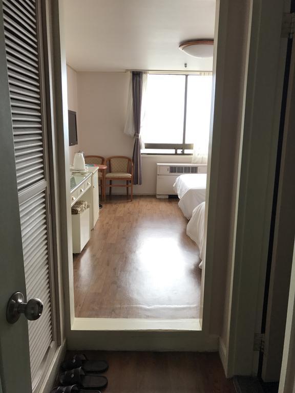 Jeju Seoul Tourist Hotel Экстерьер фото